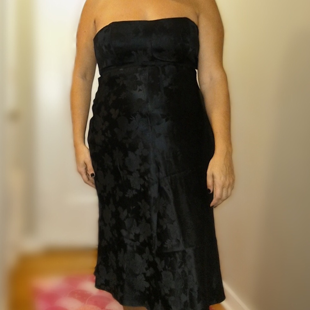 NWT. Black Strapless Banana Republic Dress.